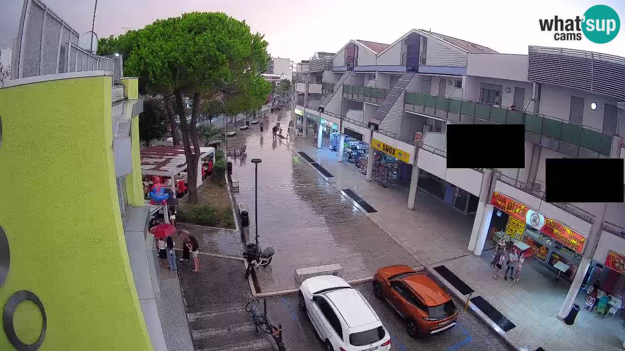 Bibione Shopping Street Webcam – Live View