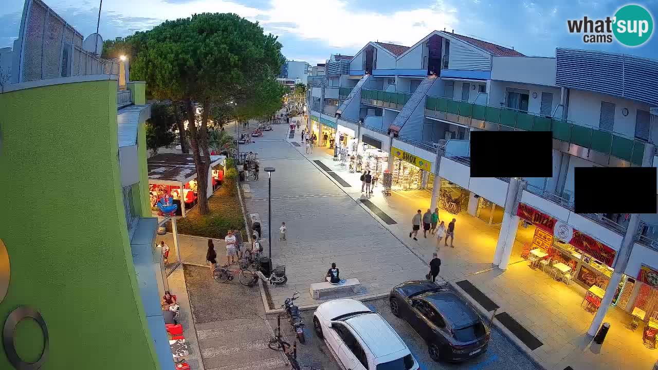Spletna kamera Bibione Nakupovalna ulica – v živo