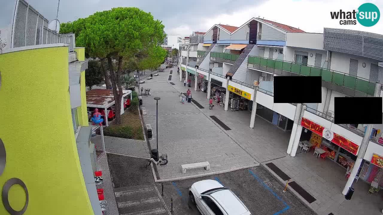 Spletna kamera Bibione Nakupovalna ulica – v živo