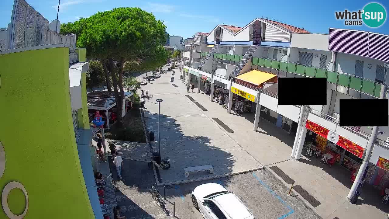 Bibione Shopping Street Webcam – Live View