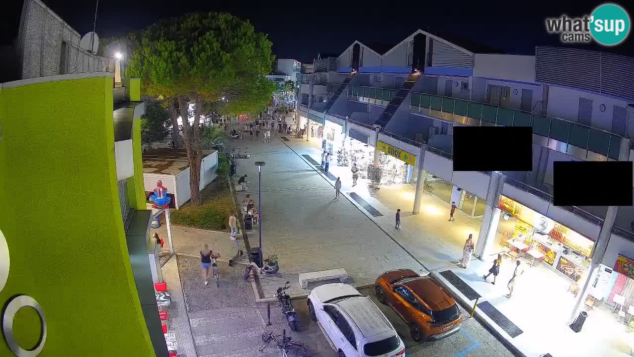 Bibione Shopping Street Webcam – Live View