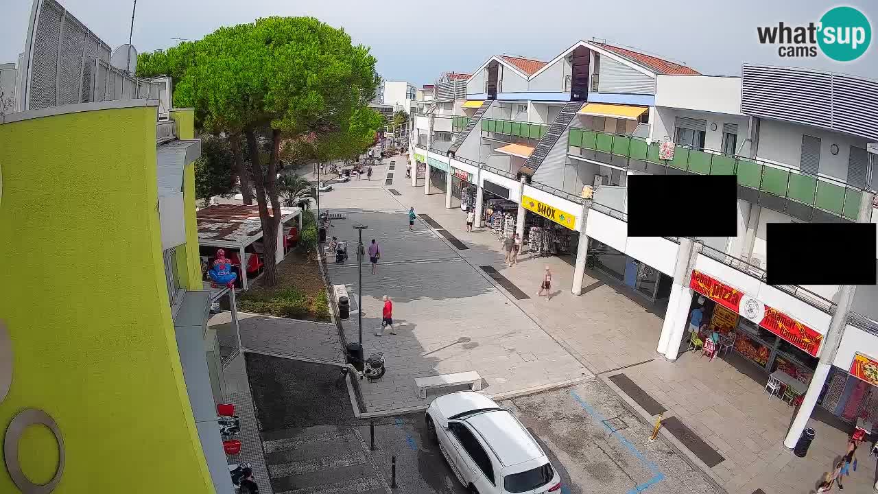 Bibione Shopping Street Webcam – Live View