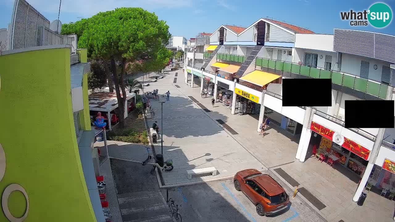 Bibione Shopping Street Webcam – Live View