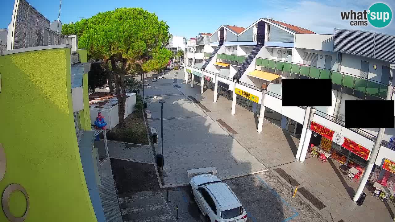 Webcam Rue Commerçante de Bibione – Vue en direct