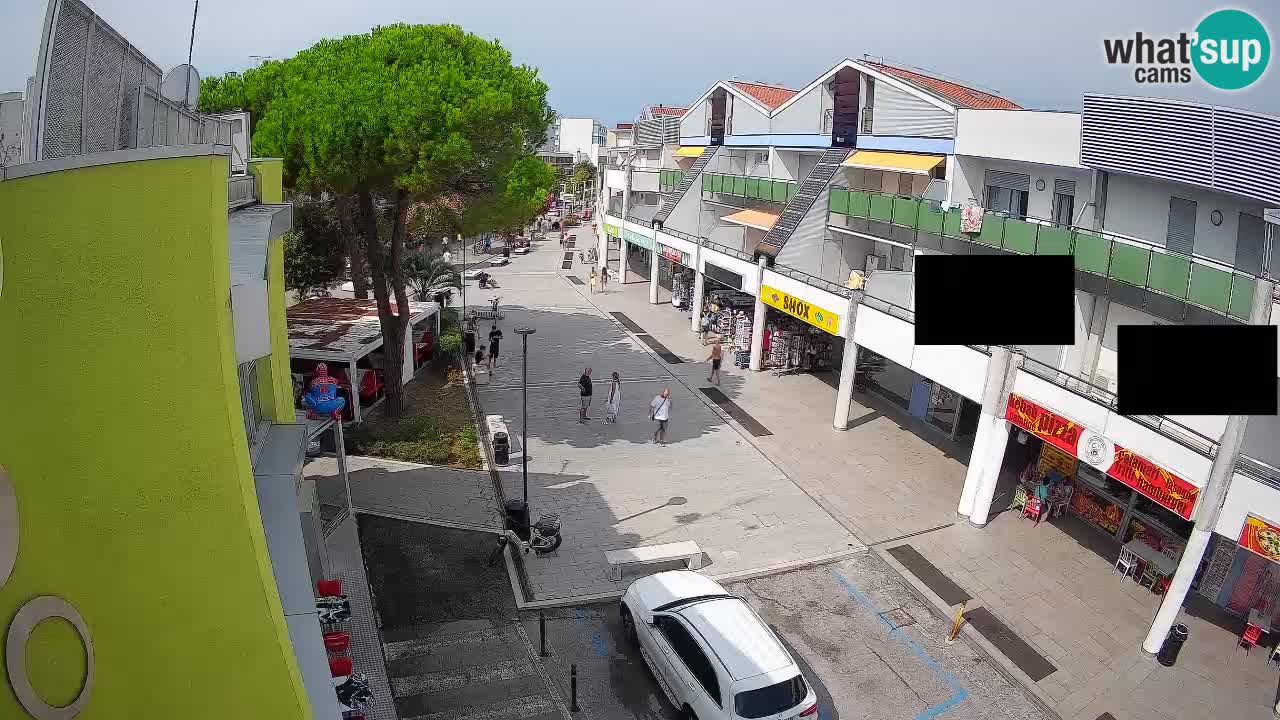 Bibione Shopping Street Webcam – Live View