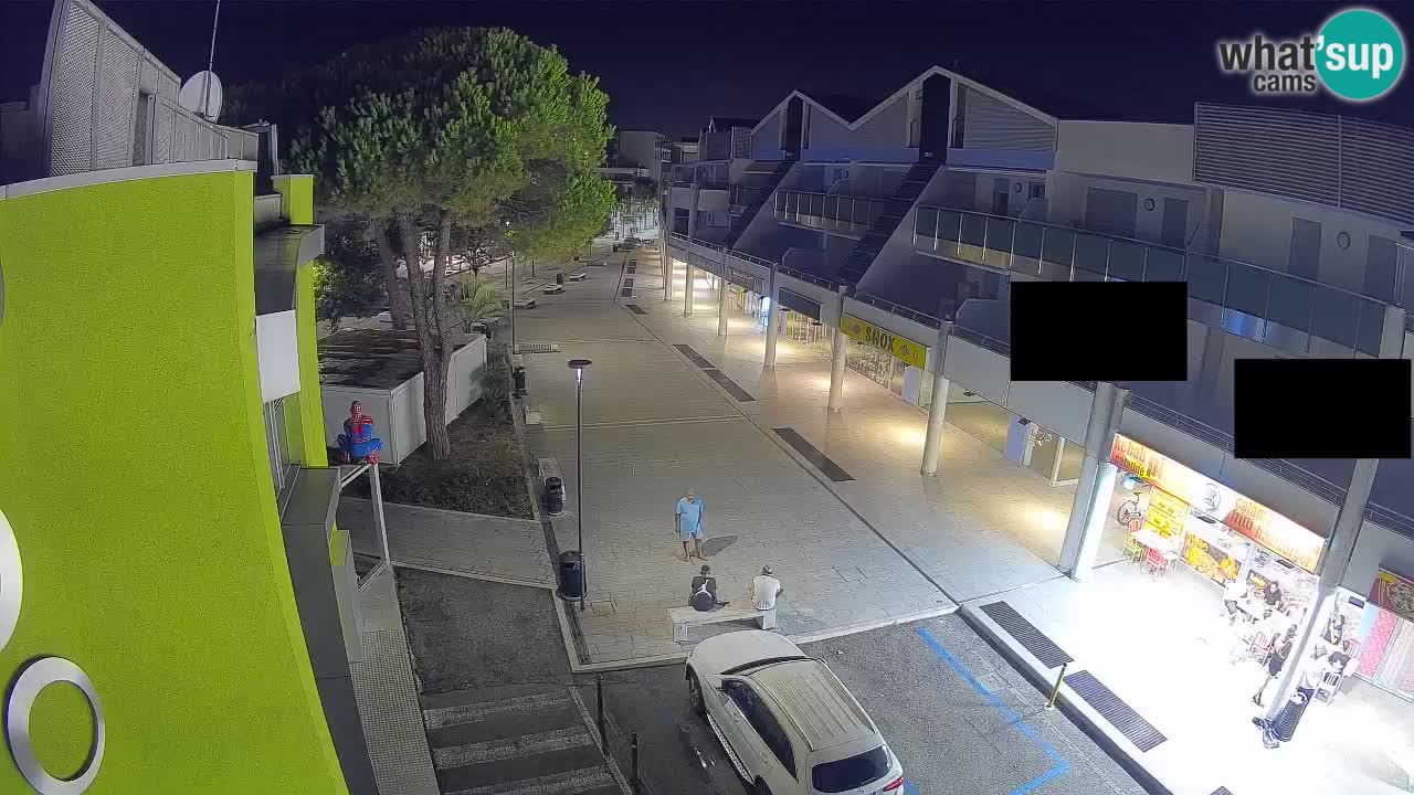 Bibione Shopping Street Webcam – Live View