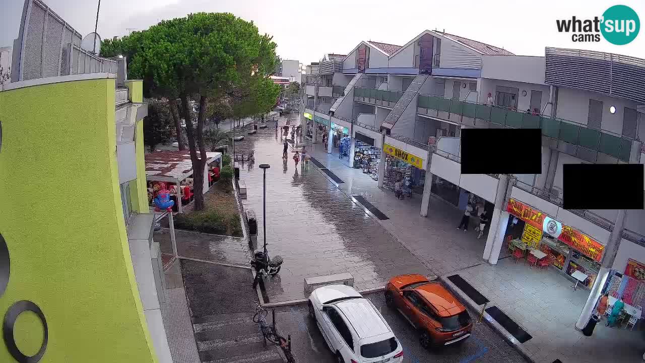 Spletna kamera Bibione Nakupovalna ulica – v živo