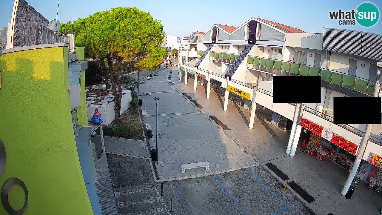 Webcam Rue Commerçante de Bibione – Vue en direct