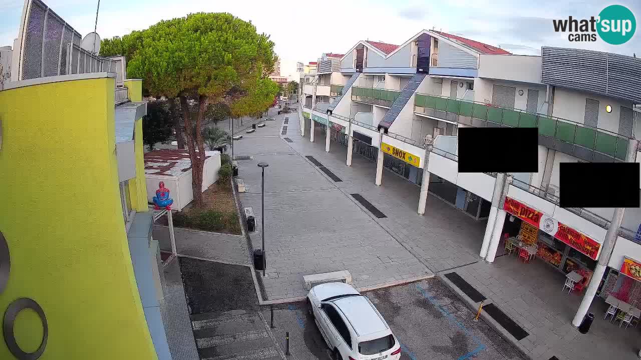 Webcam Via dello Shopping Bibione – Diretta Live
