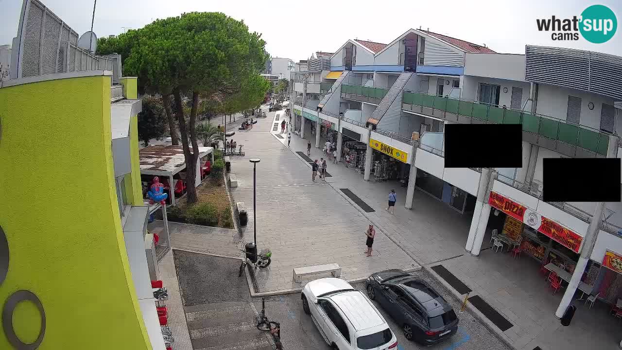 Bibione Shopping Street Webcam – Live View