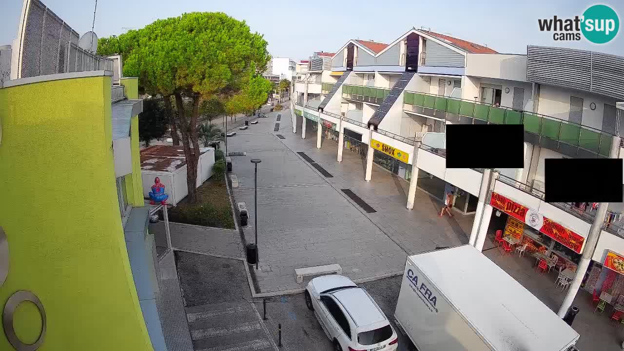 Webcam Via dello Shopping Bibione – Diretta Live