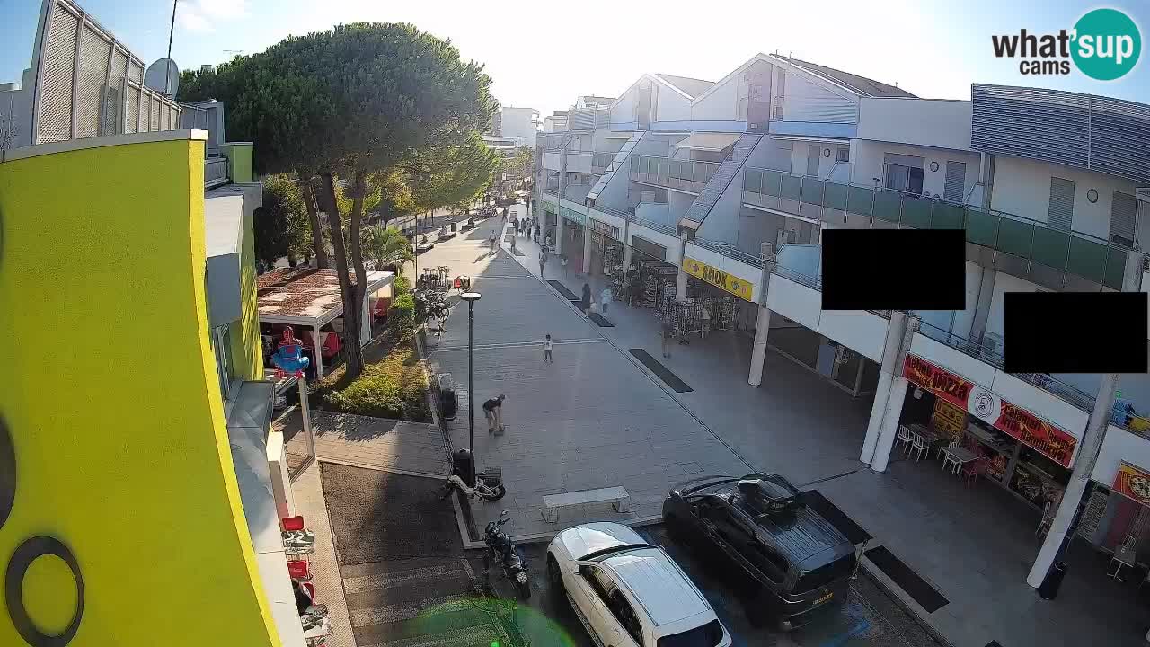 Webcam Via dello Shopping Bibione – Diretta Live