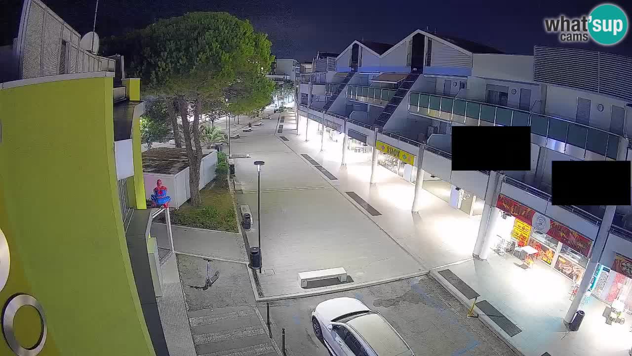 Webcam Via dello Shopping Bibione – Diretta Live