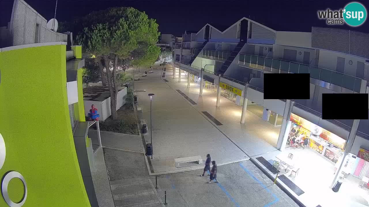 Bibione Shopping Street Webcam – Live View