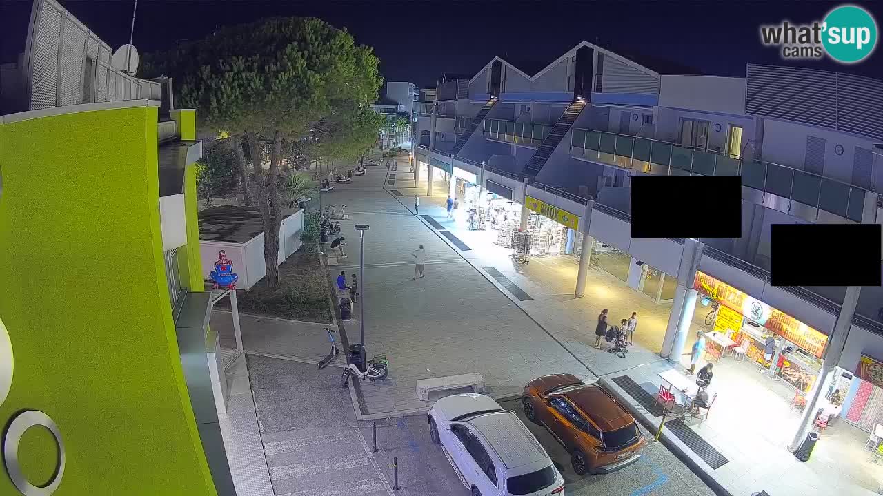 Bibione Shopping Street Webcam – Live View