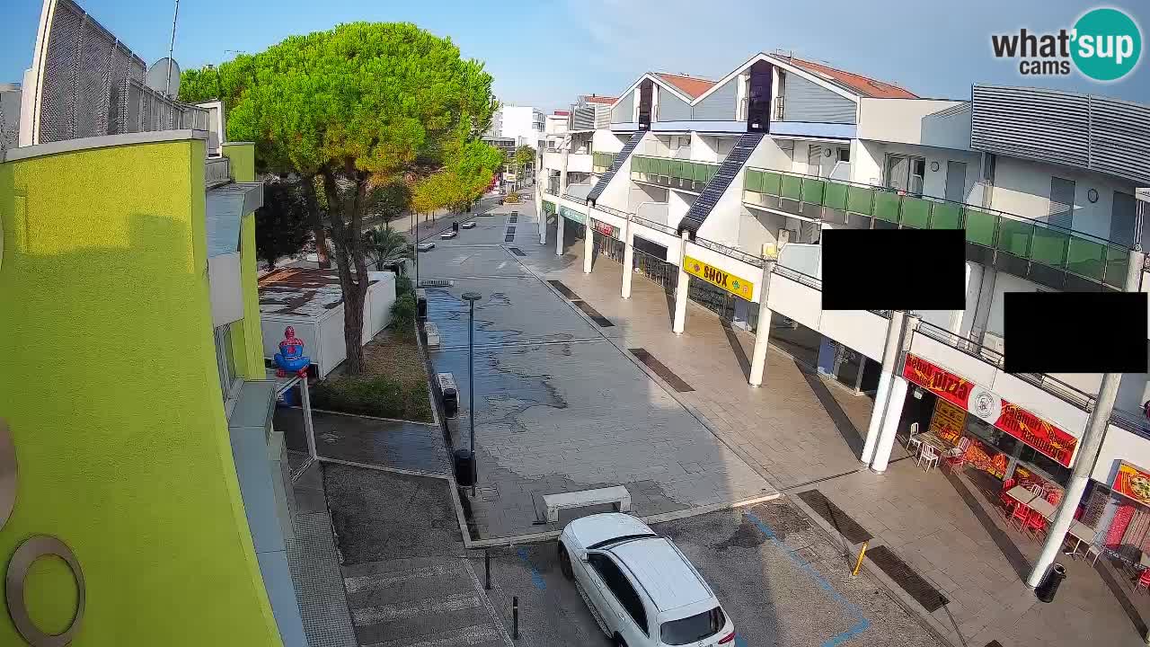 Webcam Via dello Shopping Bibione – Diretta Live