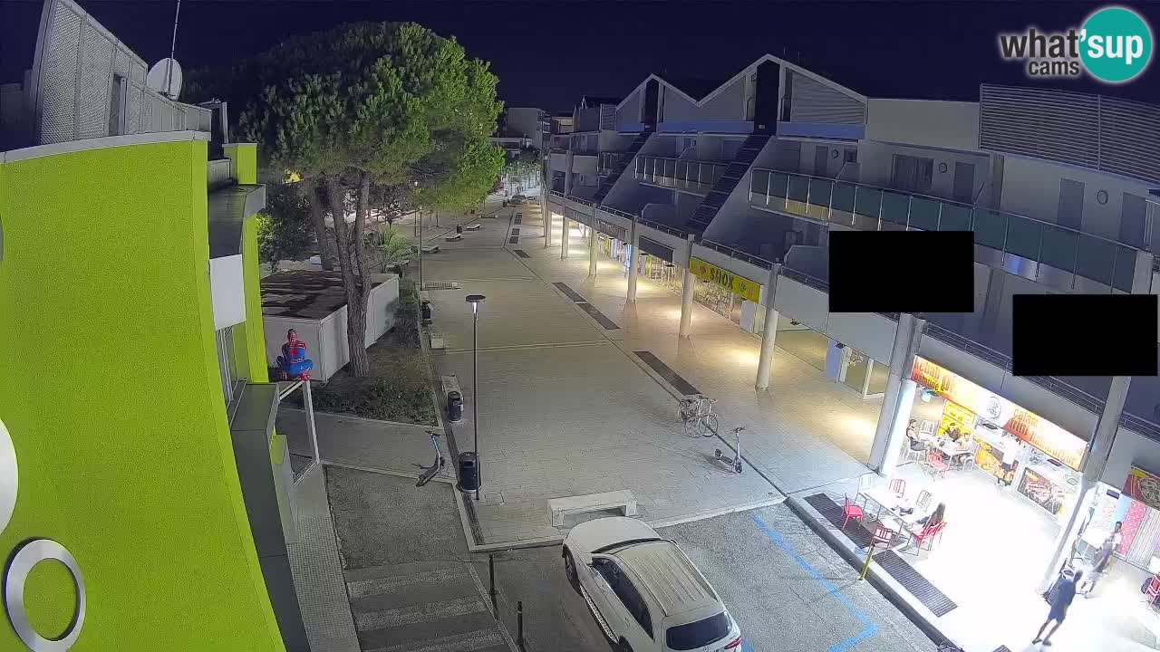 Webcam Rue Commerçante de Bibione – Vue en direct