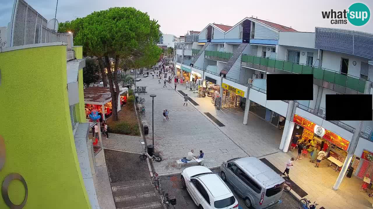 Webcam Rue Commerçante de Bibione – Vue en direct
