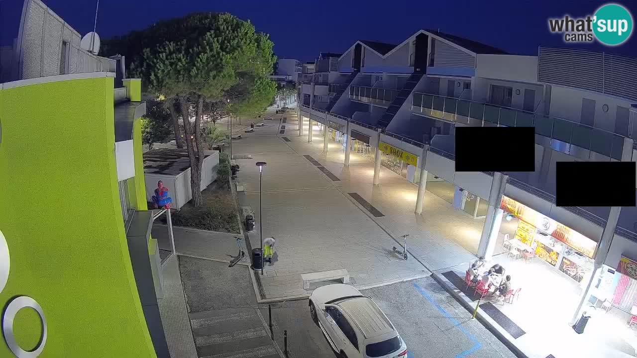 Webcam Via dello Shopping Bibione – Diretta Live