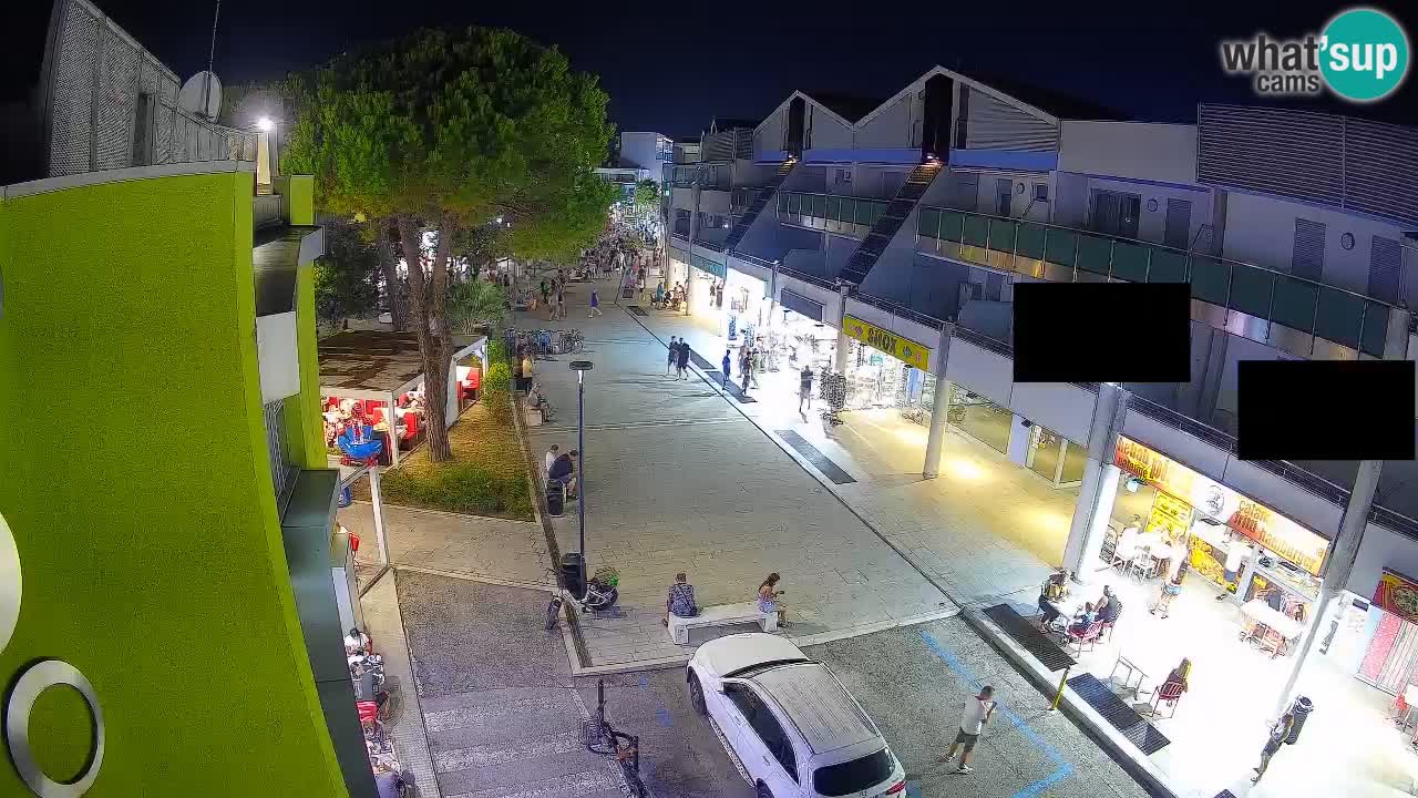 Bibione Shopping Street Webcam – Live View
