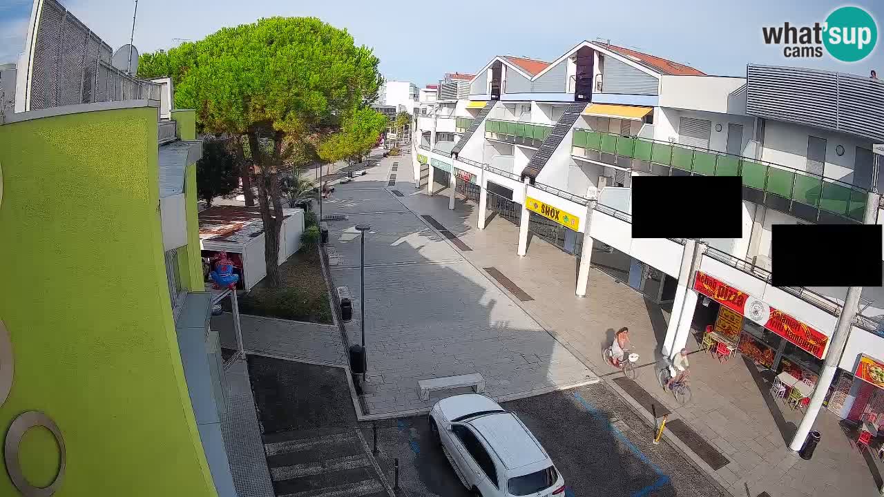 Spletna kamera Bibione Nakupovalna ulica – v živo
