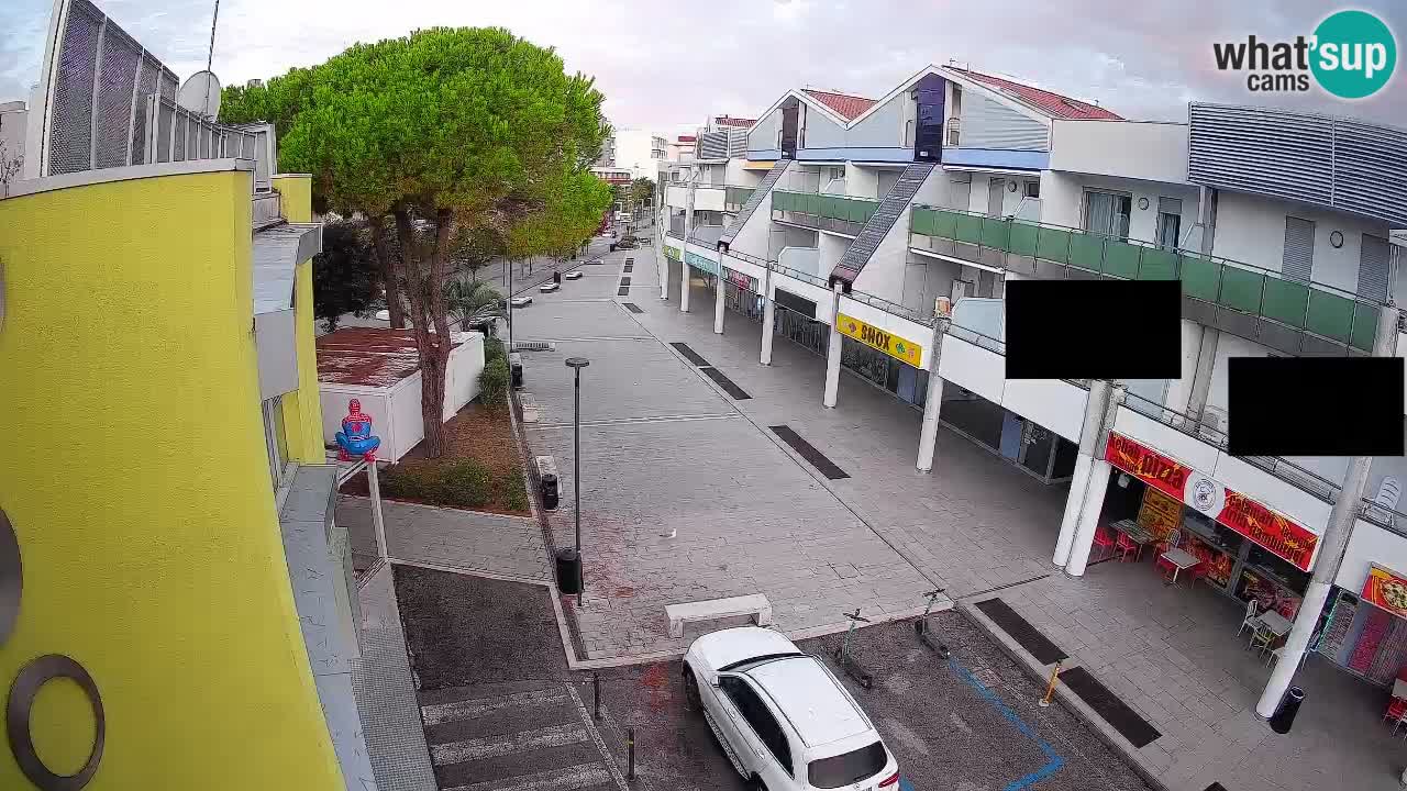 Spletna kamera Bibione Nakupovalna ulica – v živo