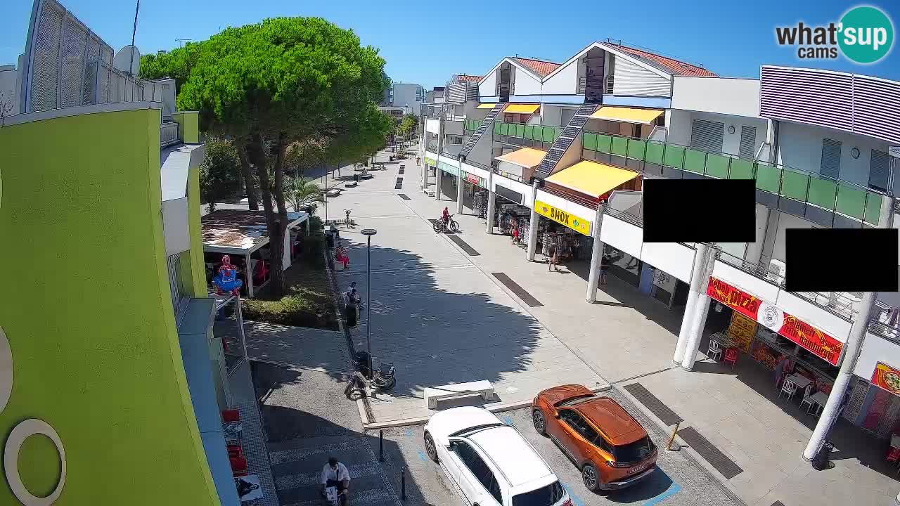 Bibione Shopping Street Webcam – Live View