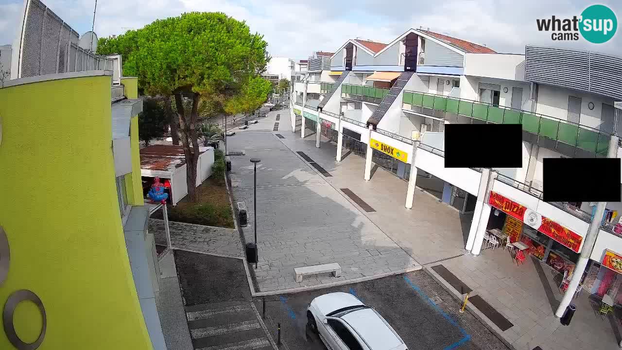 Spletna kamera Bibione Nakupovalna ulica – v živo