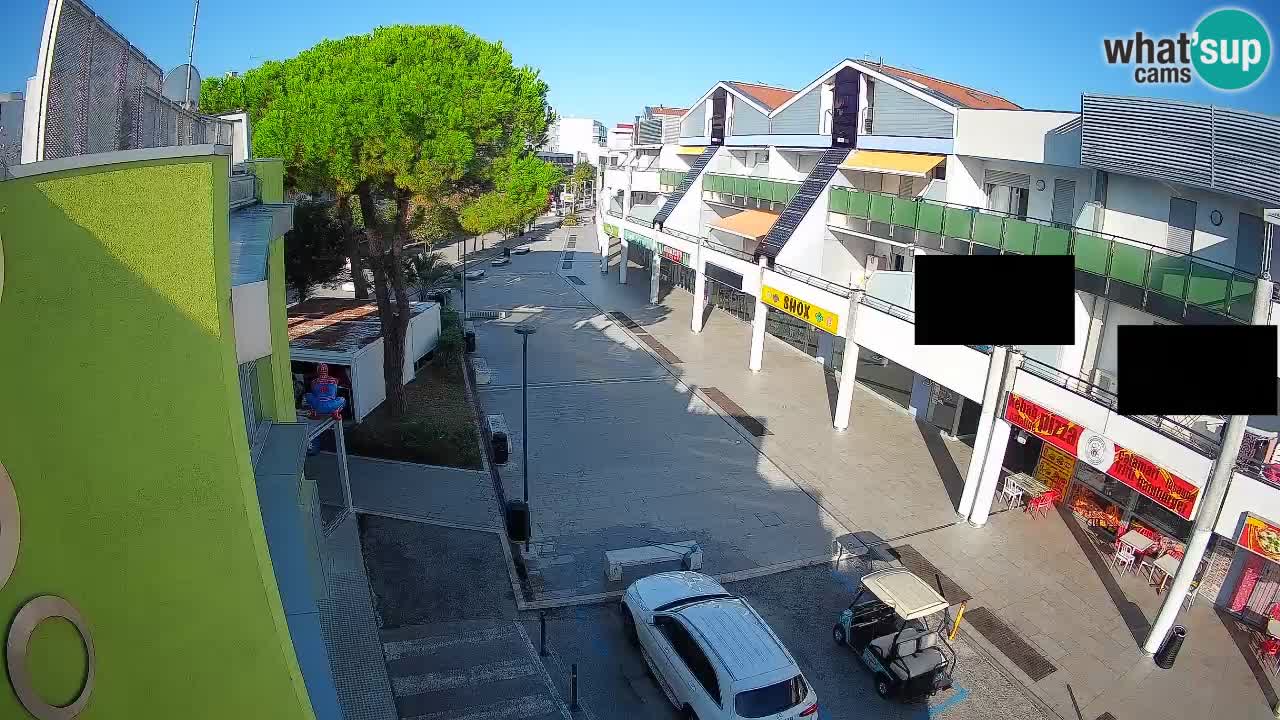 Spletna kamera Bibione Nakupovalna ulica – v živo