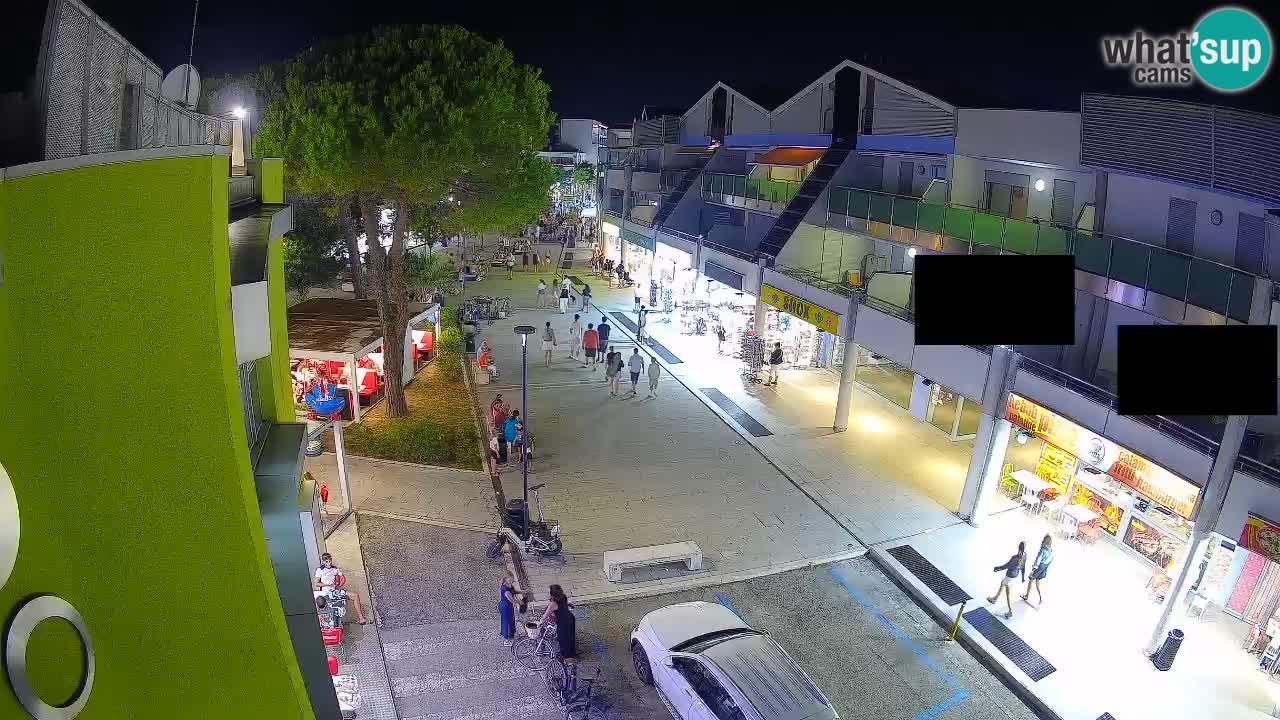 Bibione Shopping Street Webcam – Live View