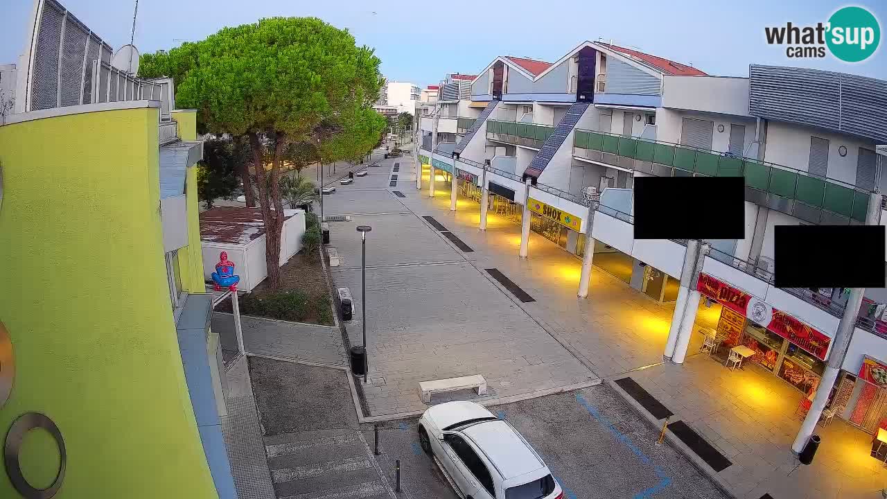 Webcam Via dello Shopping Bibione – Diretta Live