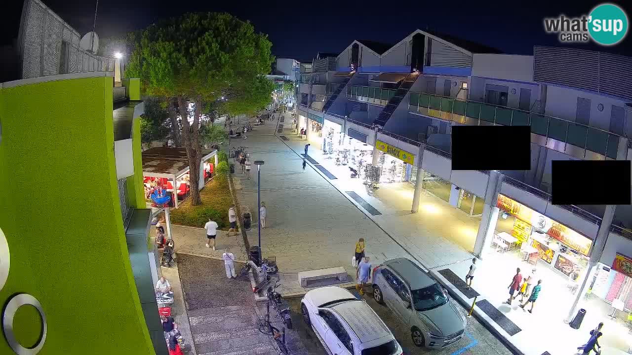 Bibione Shopping Street Webcam – Live View