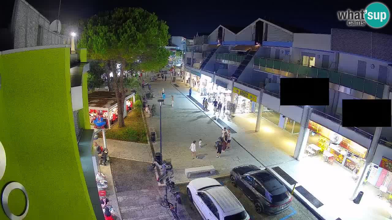 Bibione Shopping Street Webcam – Live View