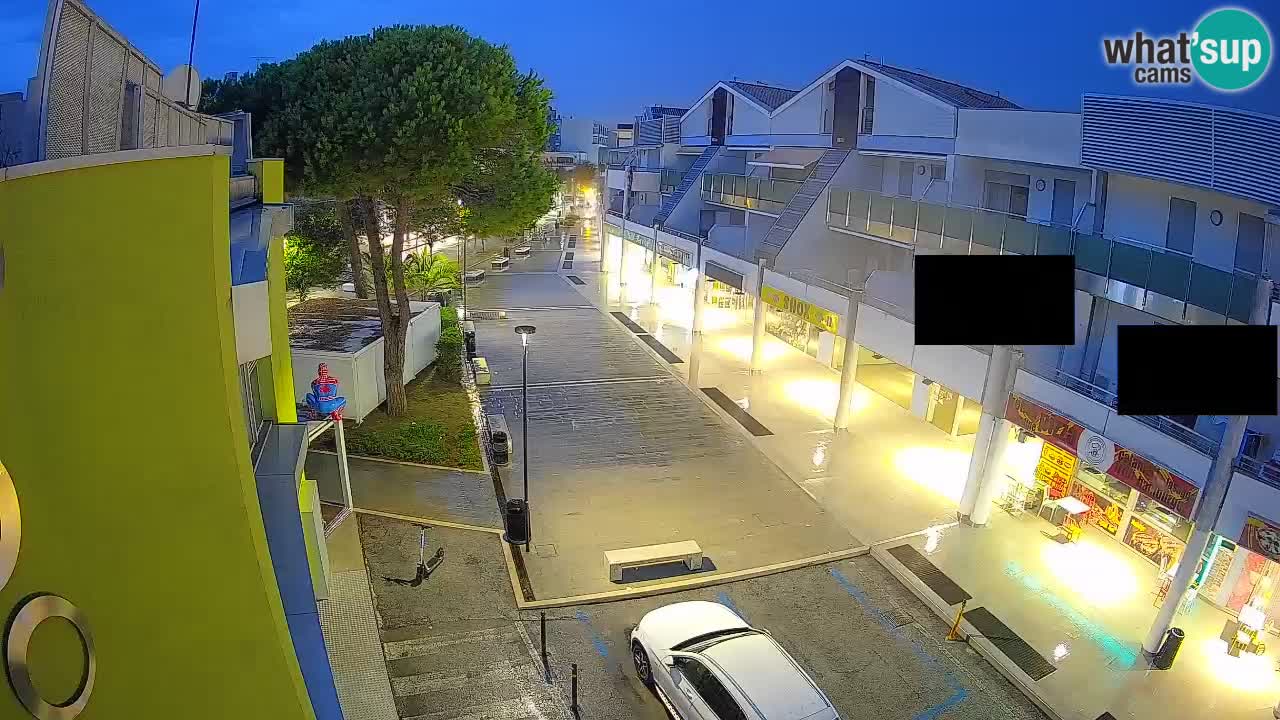 Webcam Via dello Shopping Bibione – Diretta Live