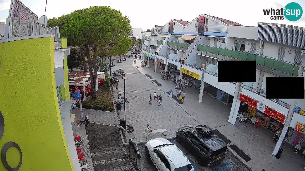 Webcam Via dello Shopping Bibione – Diretta Live