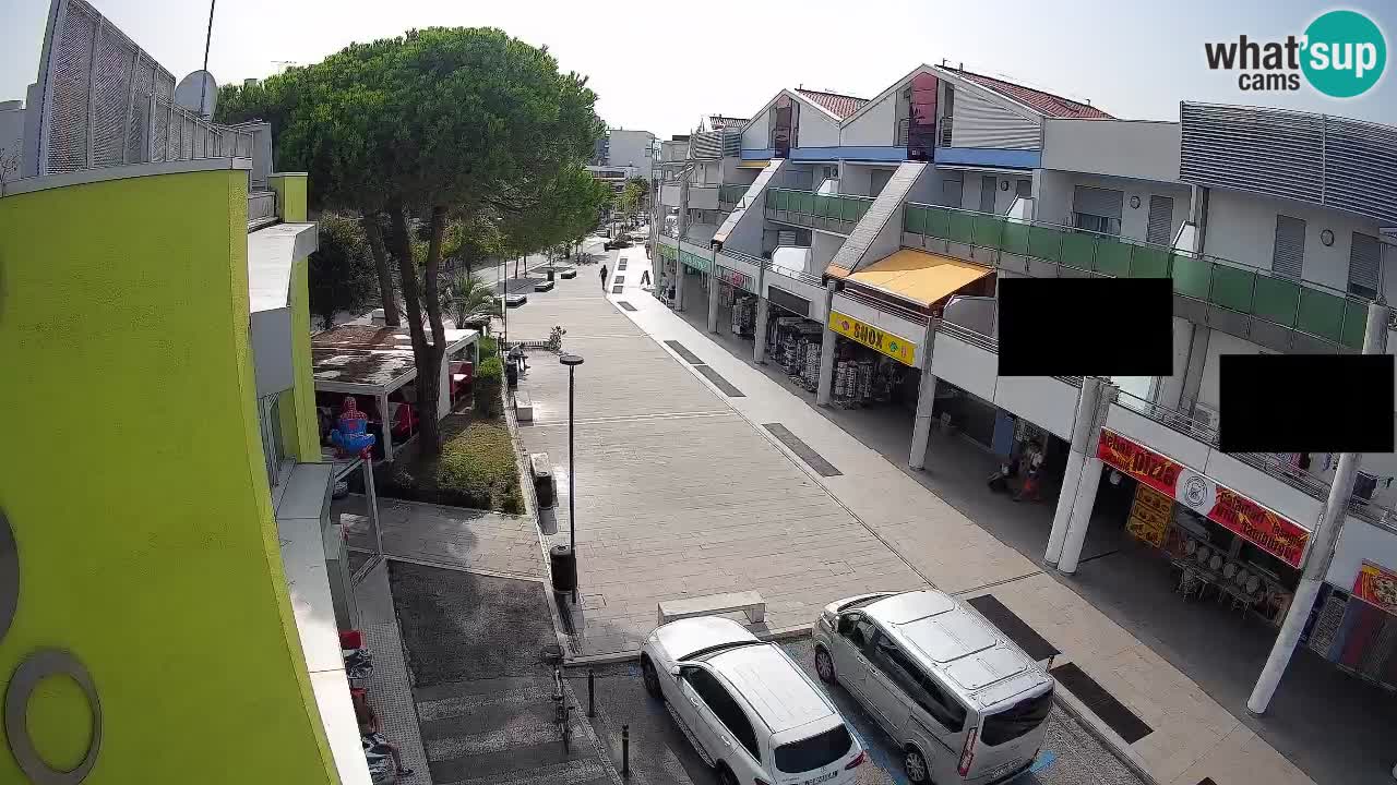 Spletna kamera Bibione Nakupovalna ulica – v živo