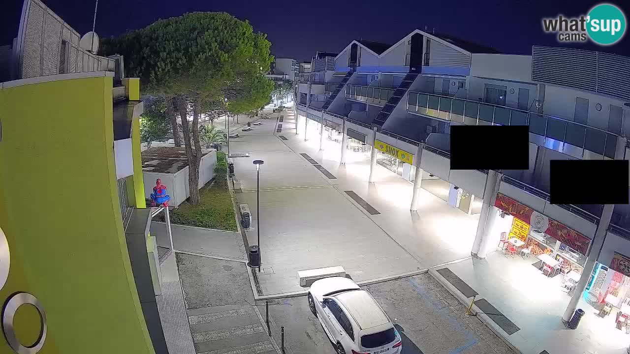 Spletna kamera Bibione Nakupovalna ulica – v živo