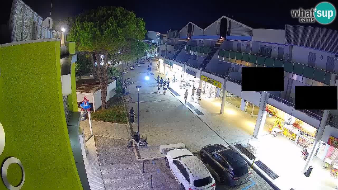 Spletna kamera Bibione Nakupovalna ulica – v živo