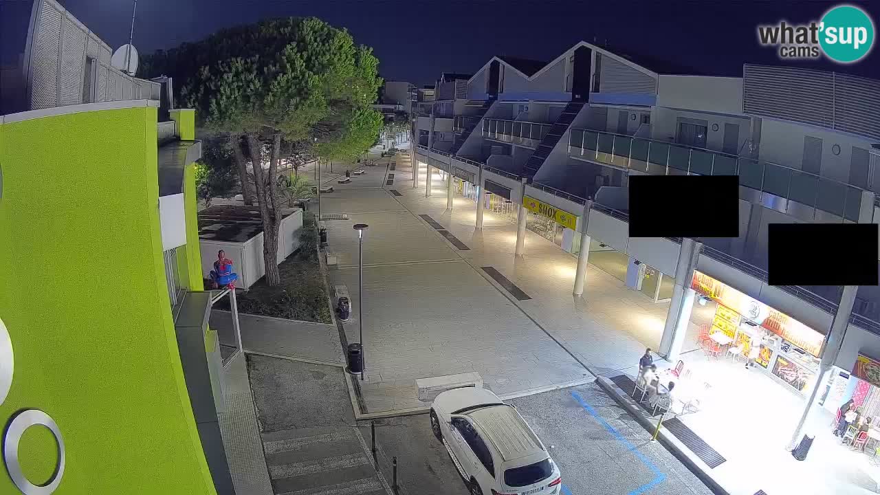 Spletna kamera Bibione Nakupovalna ulica – v živo