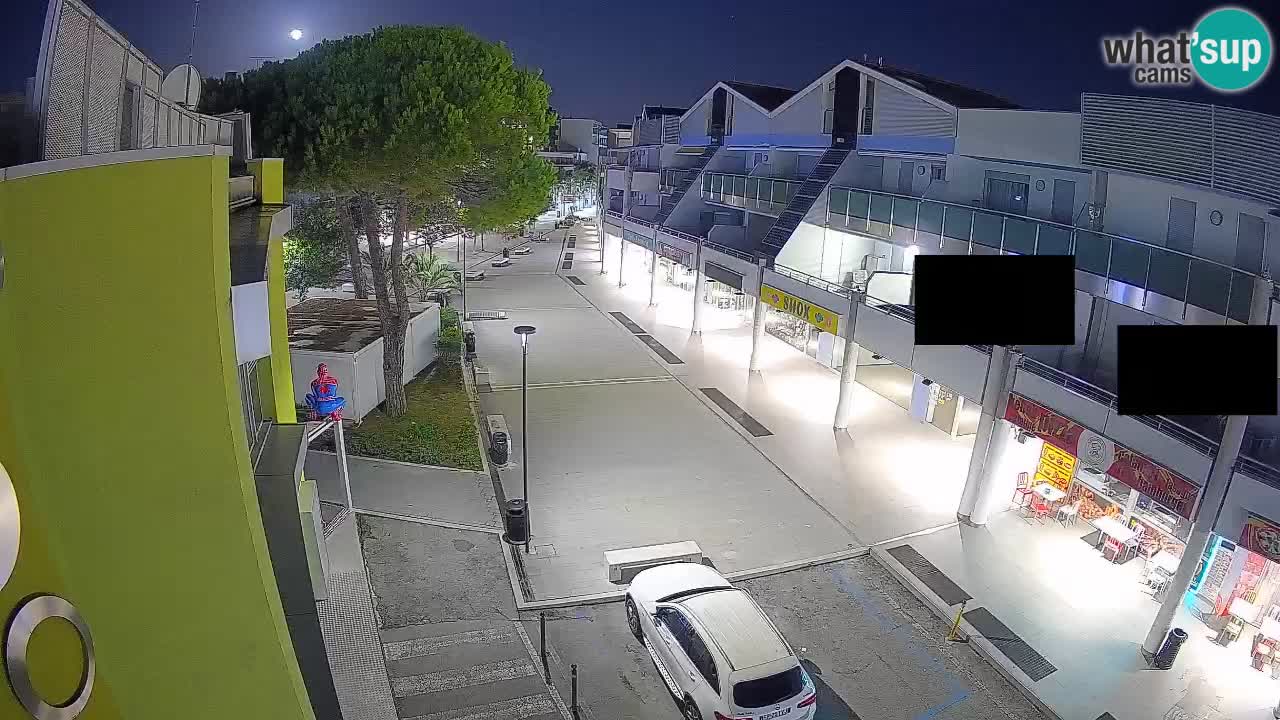 Webcam Via dello Shopping Bibione – Diretta Live