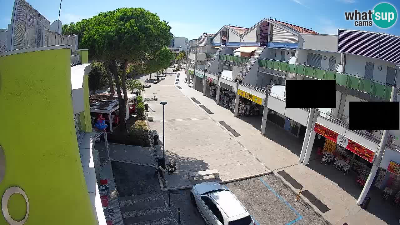 Bibione Shopping Street Webcam – Live View