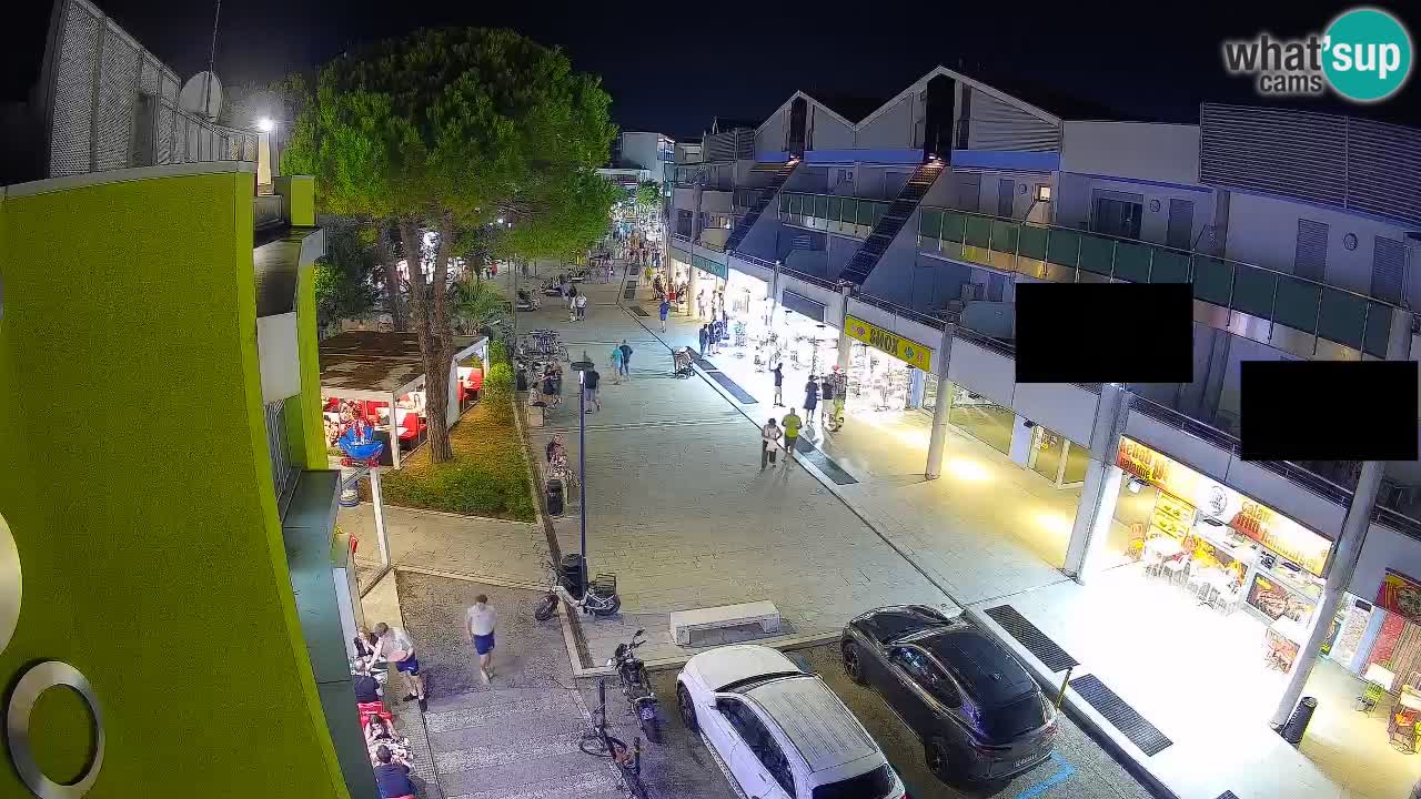Spletna kamera Bibione Nakupovalna ulica – v živo