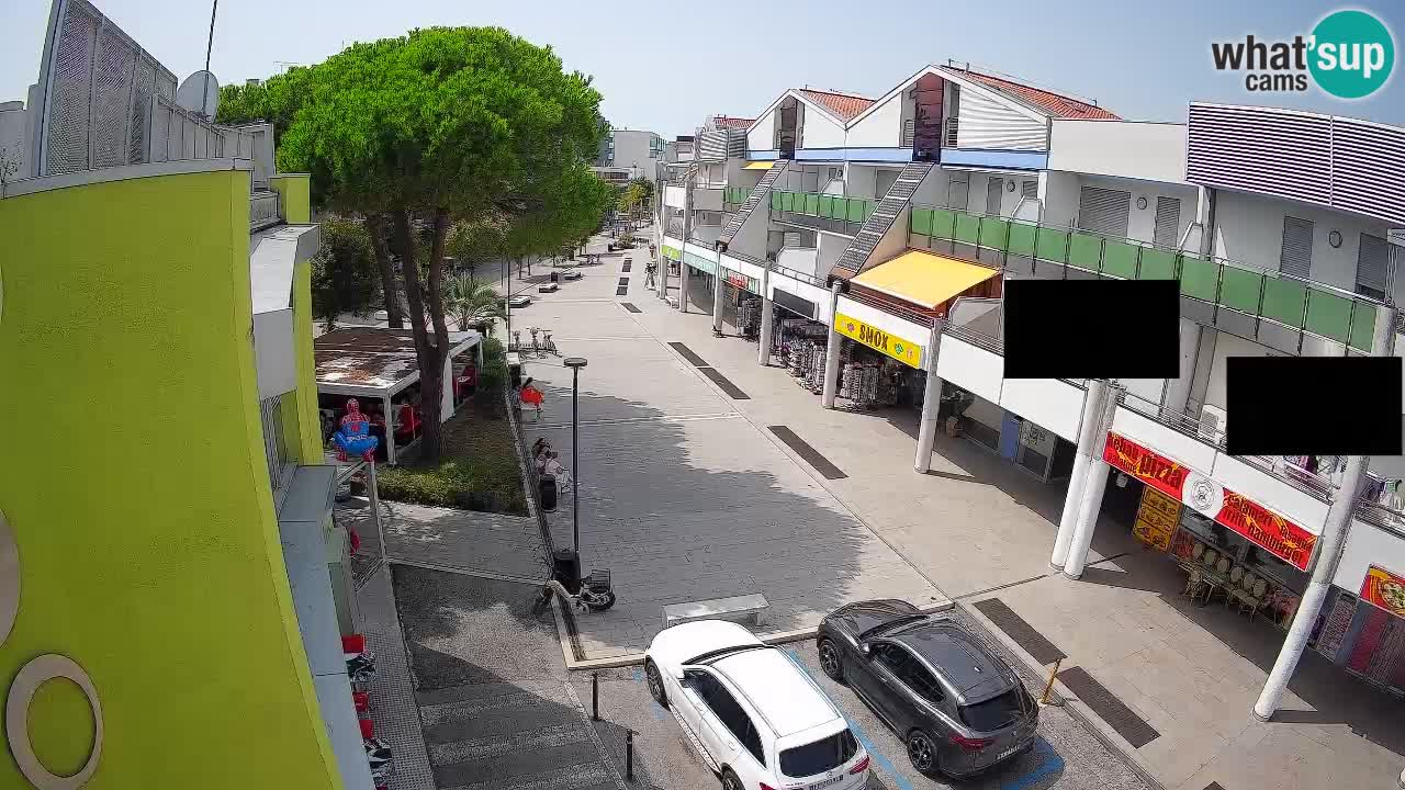 Bibione Shopping Street Webcam – Live View
