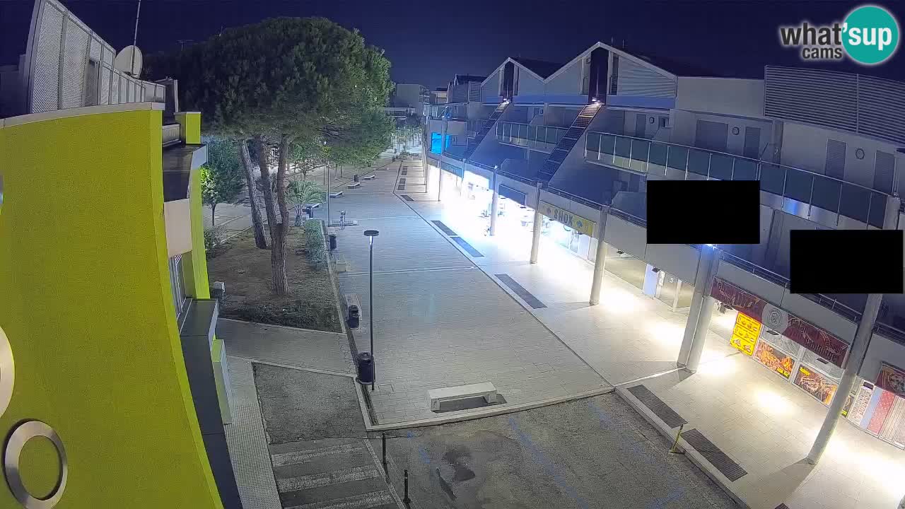 Spletna kamera Bibione Nakupovalna ulica – v živo