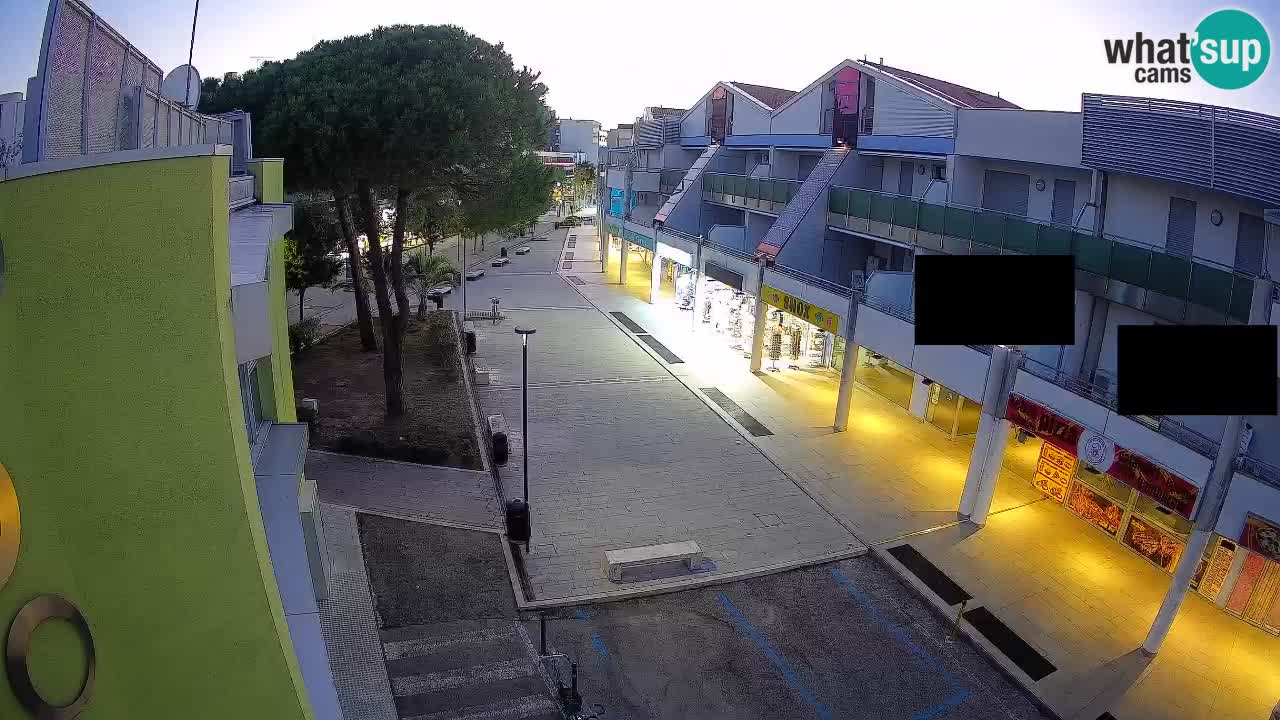 Web kamera Bibione – Trgovačka ulica uživo