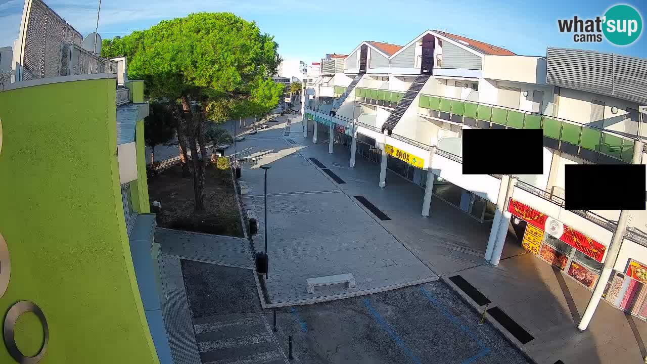 Spletna kamera Bibione Nakupovalna ulica – v živo