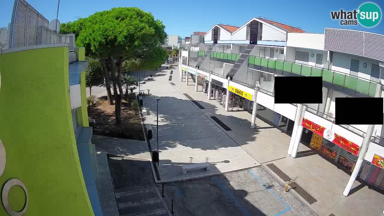 Bibione Shopping Street Webcam – Live View