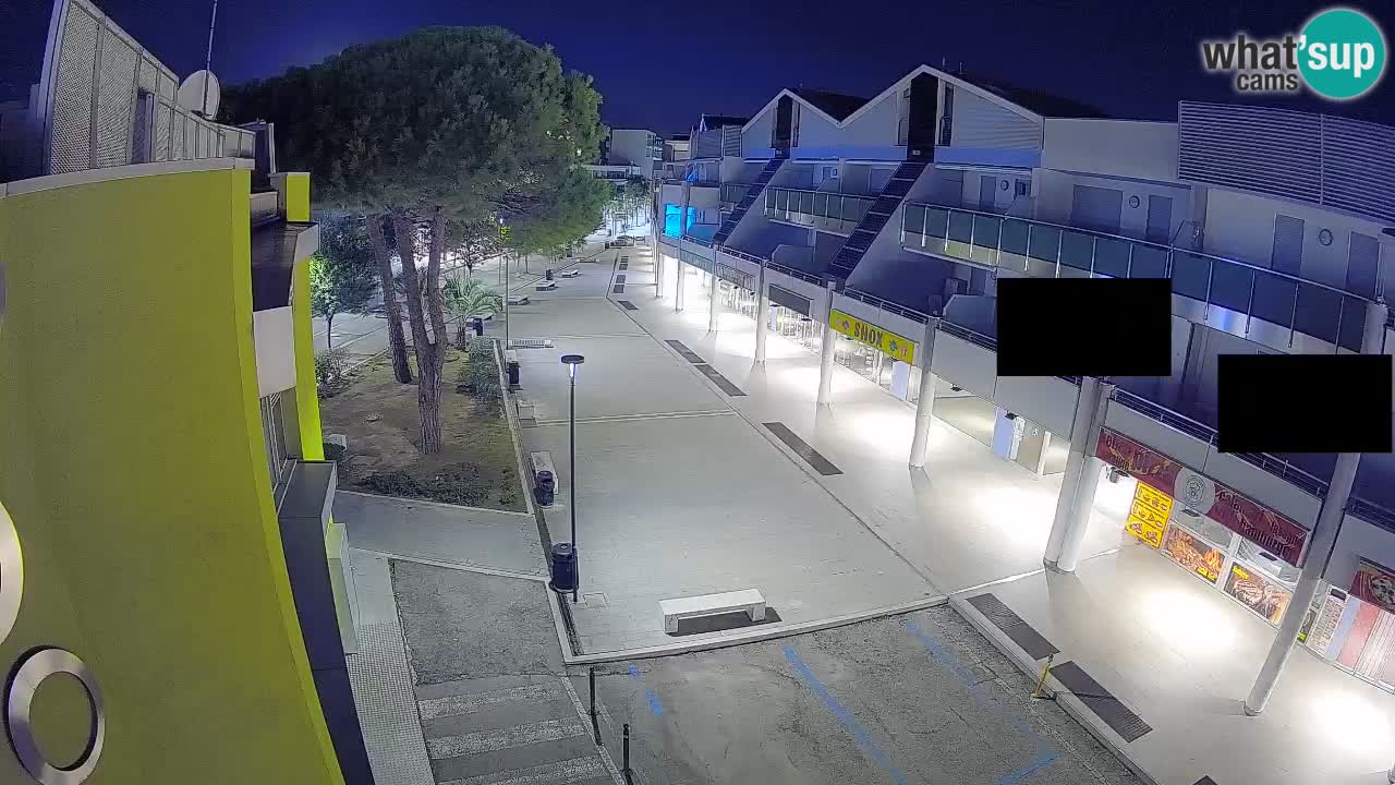 Bibione Shopping Street Webcam – Live View