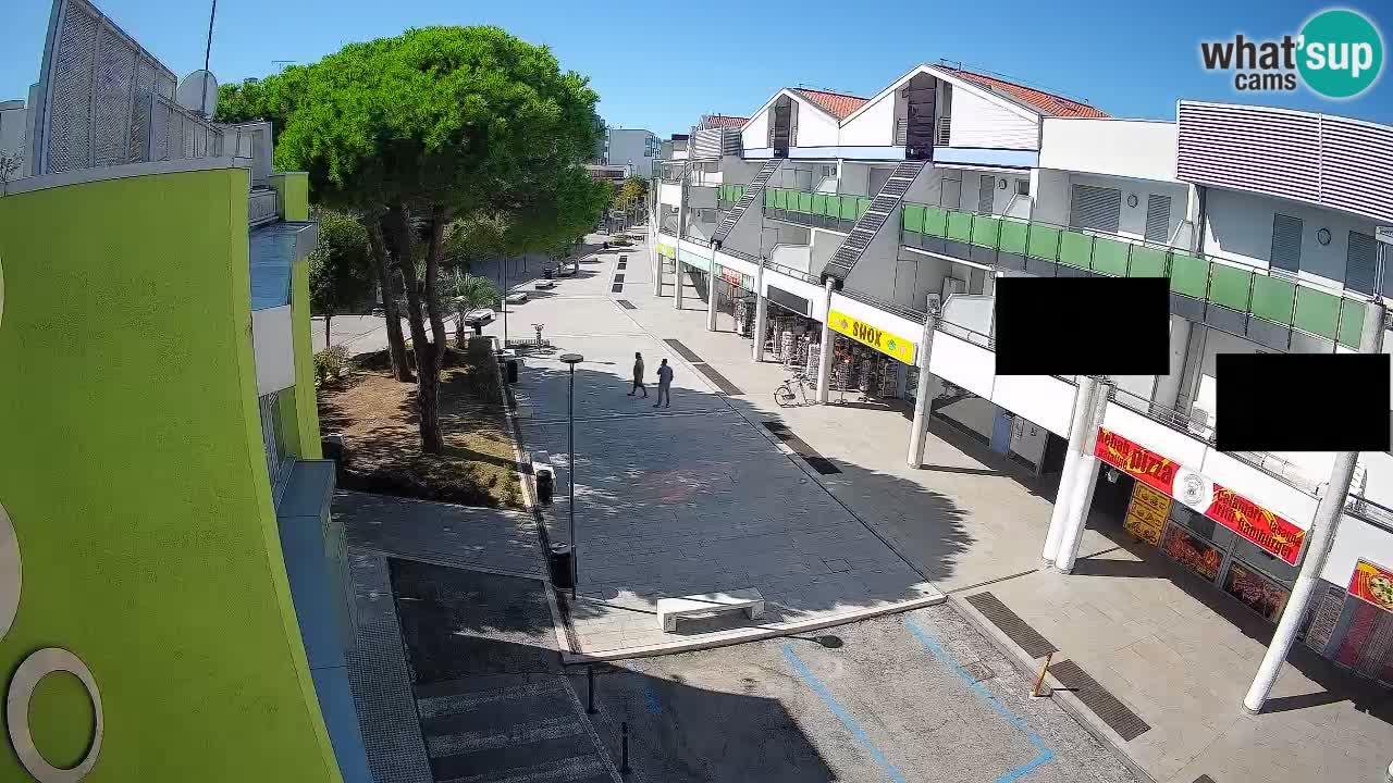 Bibione Shopping Street Webcam – Live View