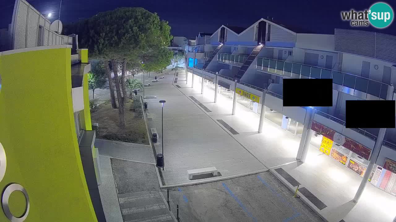 Bibione Shopping Street Webcam – Live View